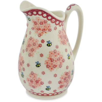 Pitcher in pattern D513