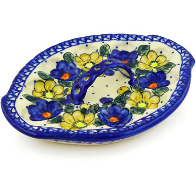 Pattern D108 in the shape Egg Plate