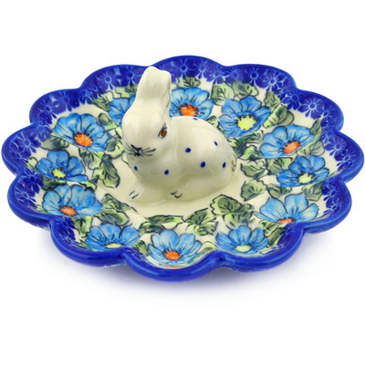 Pattern D116 in the shape Egg Plate