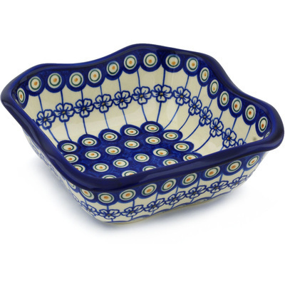Pattern D106 in the shape Square Bowl