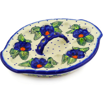 Pattern D115 in the shape Egg Plate