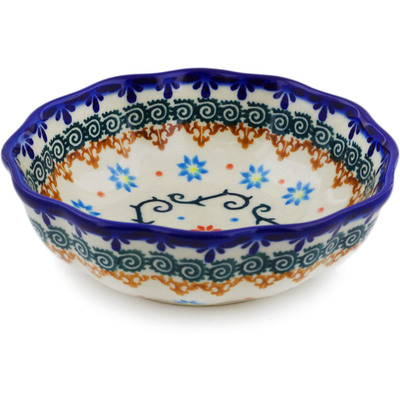 Scalloped Fluted Bowl in pattern D203