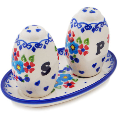 Pattern D55 in the shape Salt and Pepper Set