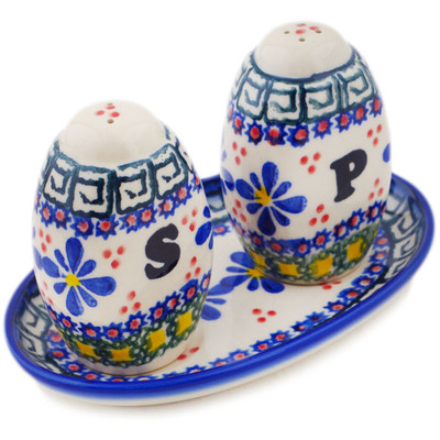 Pattern D46 in the shape Salt and Pepper Set