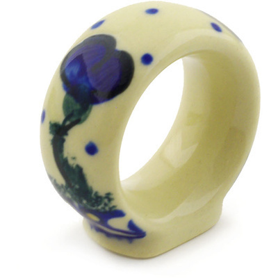 Pattern D108 in the shape Napkin Ring