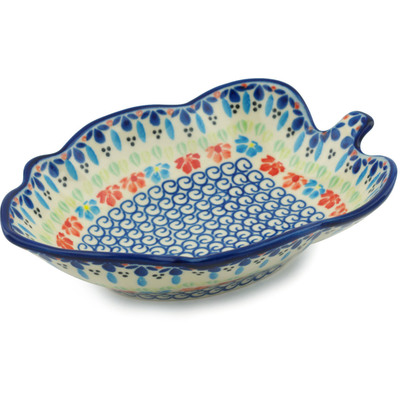 Pattern D123 in the shape Leaf Shaped Bowl