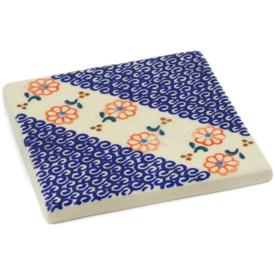 Tile in pattern D2