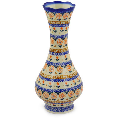 Pattern D2 in the shape Vase