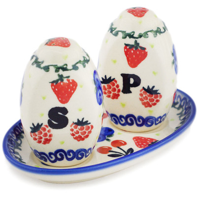 Pattern D465 in the shape Salt and Pepper Set