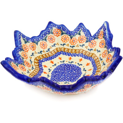 Pattern D2 in the shape Leaf Shaped Bowl