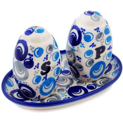 Pattern D190 in the shape Salt and Pepper Set