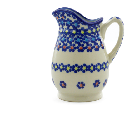 Pitcher in pattern D131