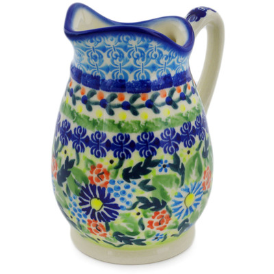 Pitcher in pattern D82