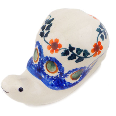 Pattern D6 in the shape Snail Figurine
