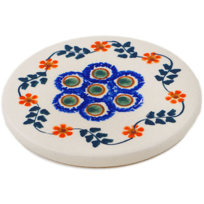 Pattern D6 in the shape Coaster