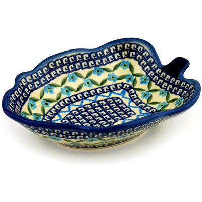Pattern D18 in the shape Leaf Shaped Bowl