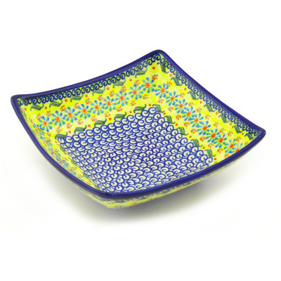Pattern D120 in the shape Square Bowl