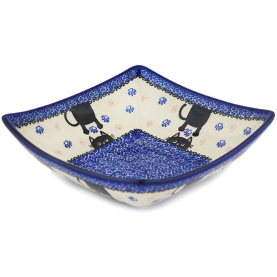 Pattern D390 in the shape Square Bowl