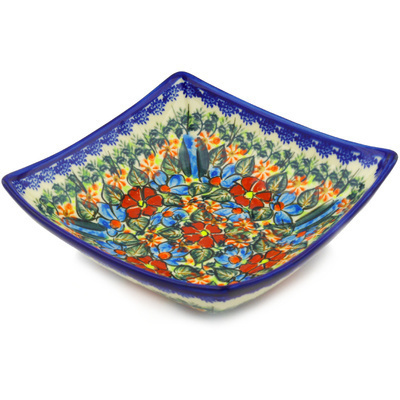 Pattern D111 in the shape Square Bowl