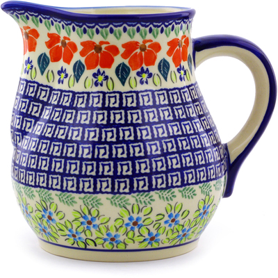 Pitcher in pattern D152