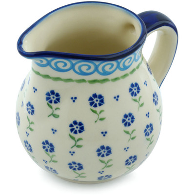 Pitcher in pattern D35